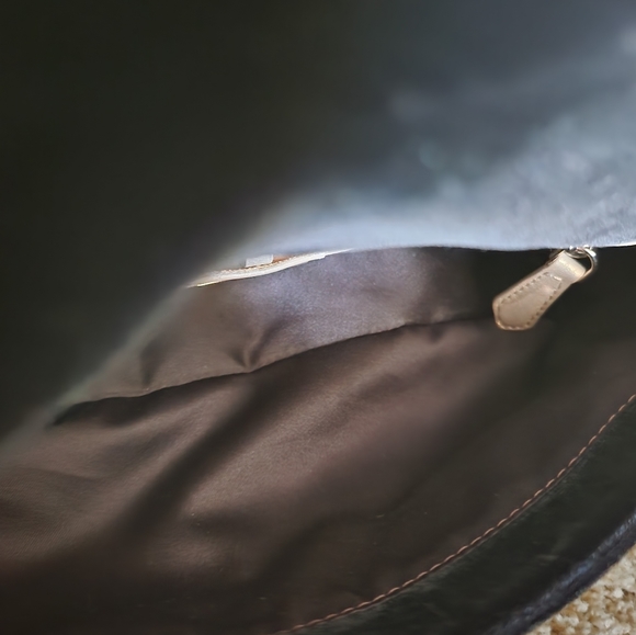 FENDI baguette bag - Picture 7 of 11